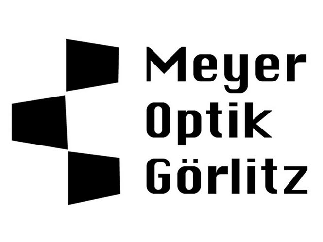 Meyer Optik Görlitz: Παραδέχεται ότι μερικοί φακοί της ήταν αντίγραφα, προσπαθεί να αλλάξει σελίδα