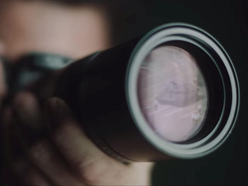 Η διαφημιστική της Leica στην Βραζιλία “αδειάζει” την γερμανική εταιρεία